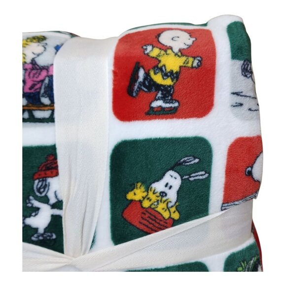 Peanuts Snoopy Christmas Full/Queen Plush Blanket By Berkshire 90"x90" NO LABEL - Picture 5 of 10